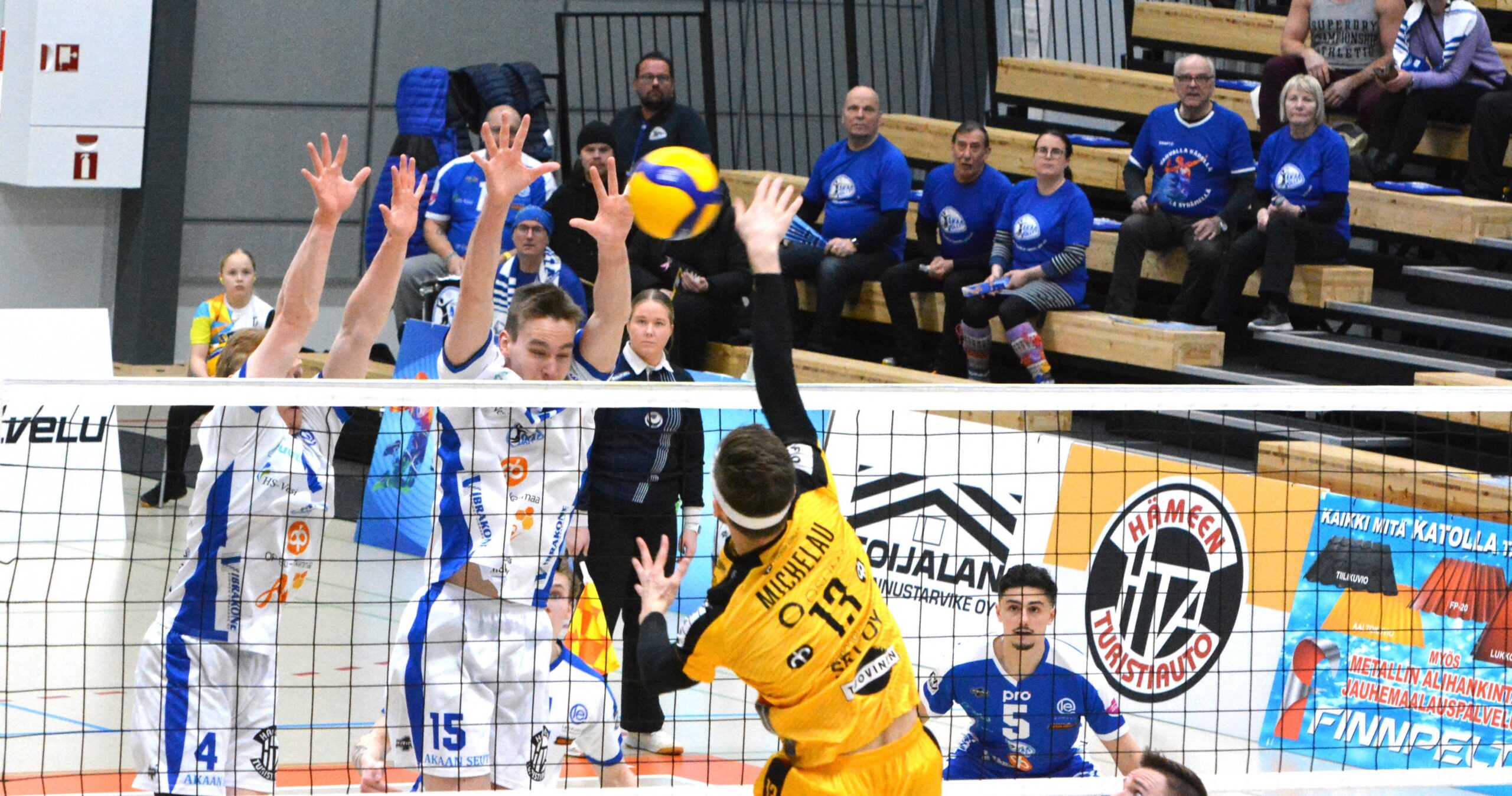 TUTO Volleylle iso voitto Joensuussa - Akaa-Volley vei kärkipelin