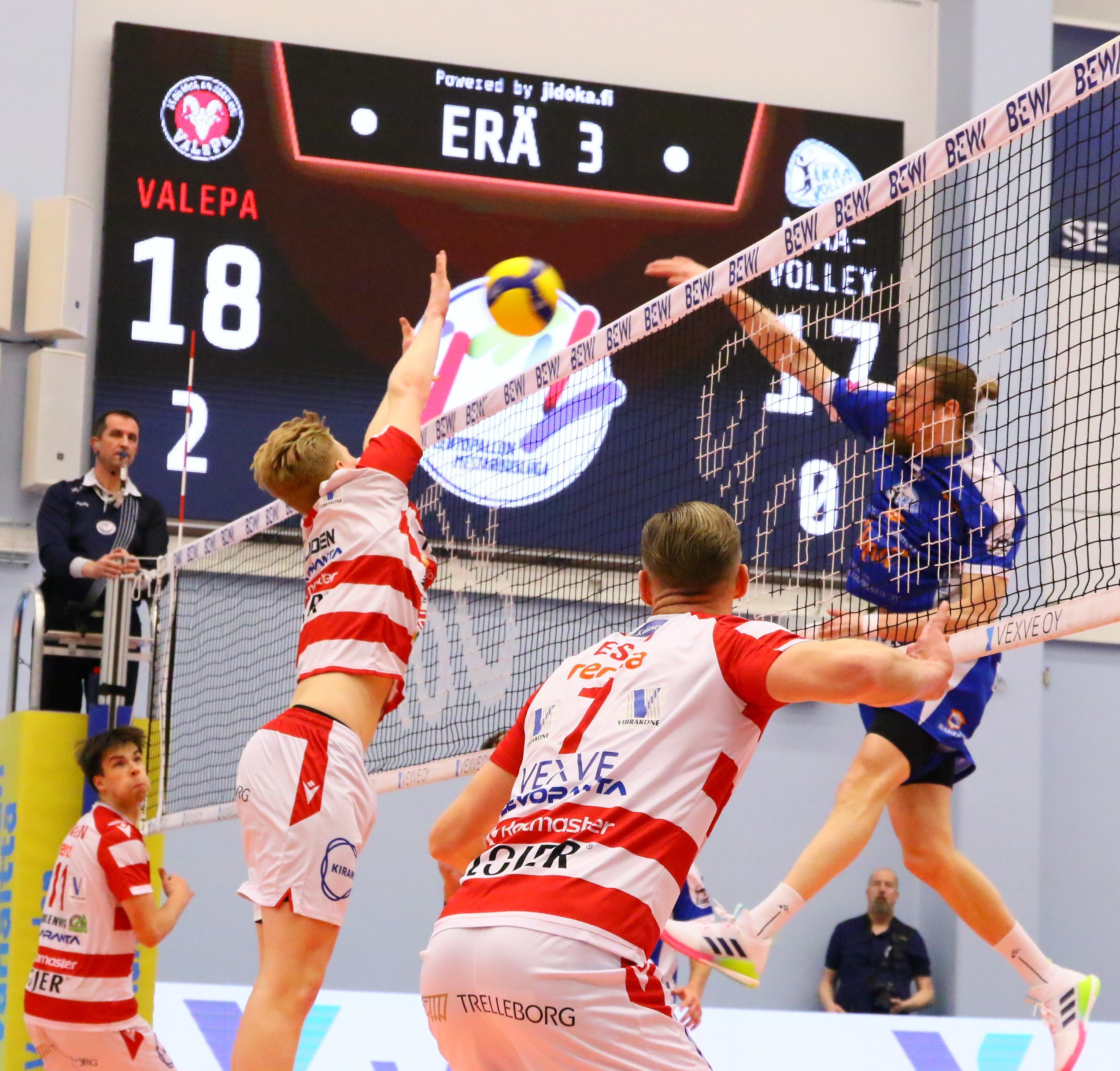 VaLePa ja Savo Volley komeisiin kotivoittoihin