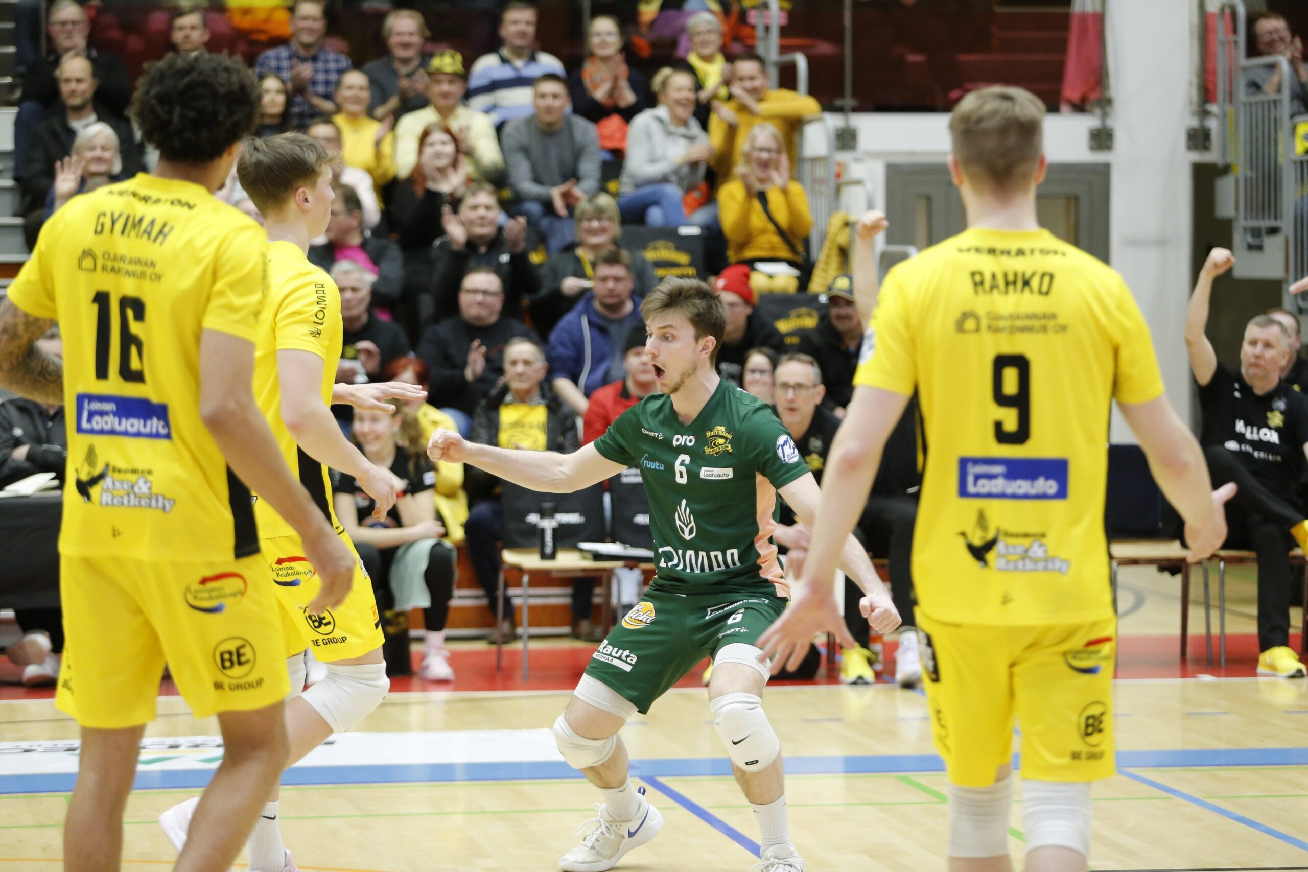 Hurrikaani-Loimaa tyrmäsi Savo Volleyn välierien avauksessa