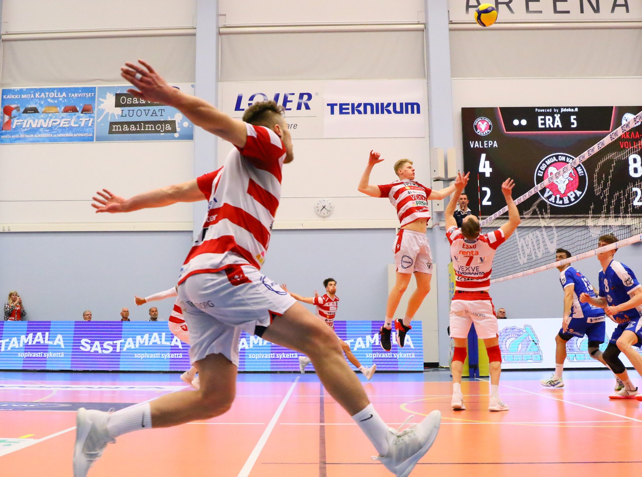 Akaa-Volley otti historiansa ensimmäisen voiton Vexve Areenalla