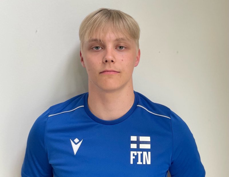 Keskipelaaja Joona Lahtinen Tiikereihin