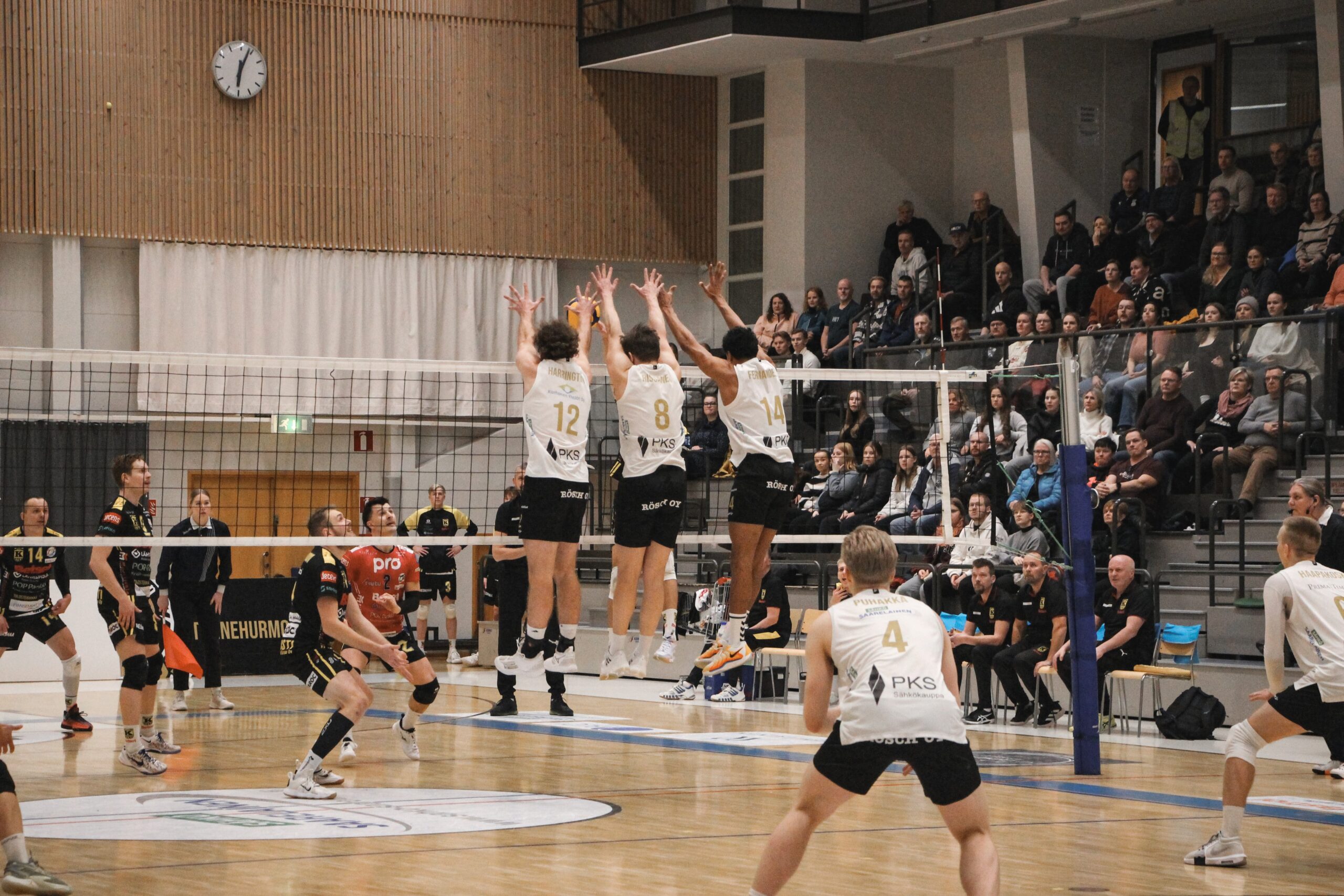Kotivoittojen lauantai - Tiikerit, Hurrikaani, TUTO Volley, Hurmos täyteen pistepottiin