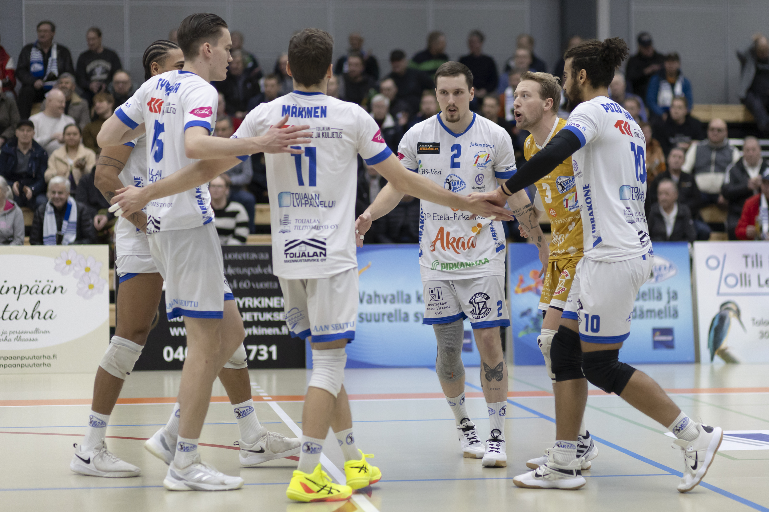 Akaa jaksaa peliruuhkan keskellä - Tiikerit ja Savo myös 3-0 -kotivoittoihin