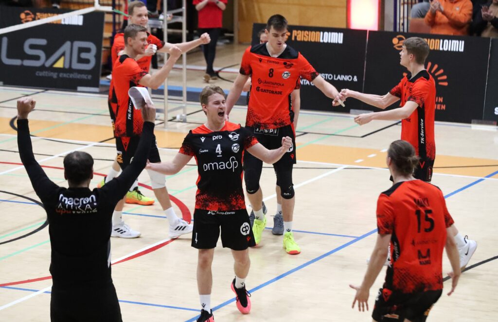 Loimulle kauden ensimmäinen kotivoitto - VaLePa kova kotonaan