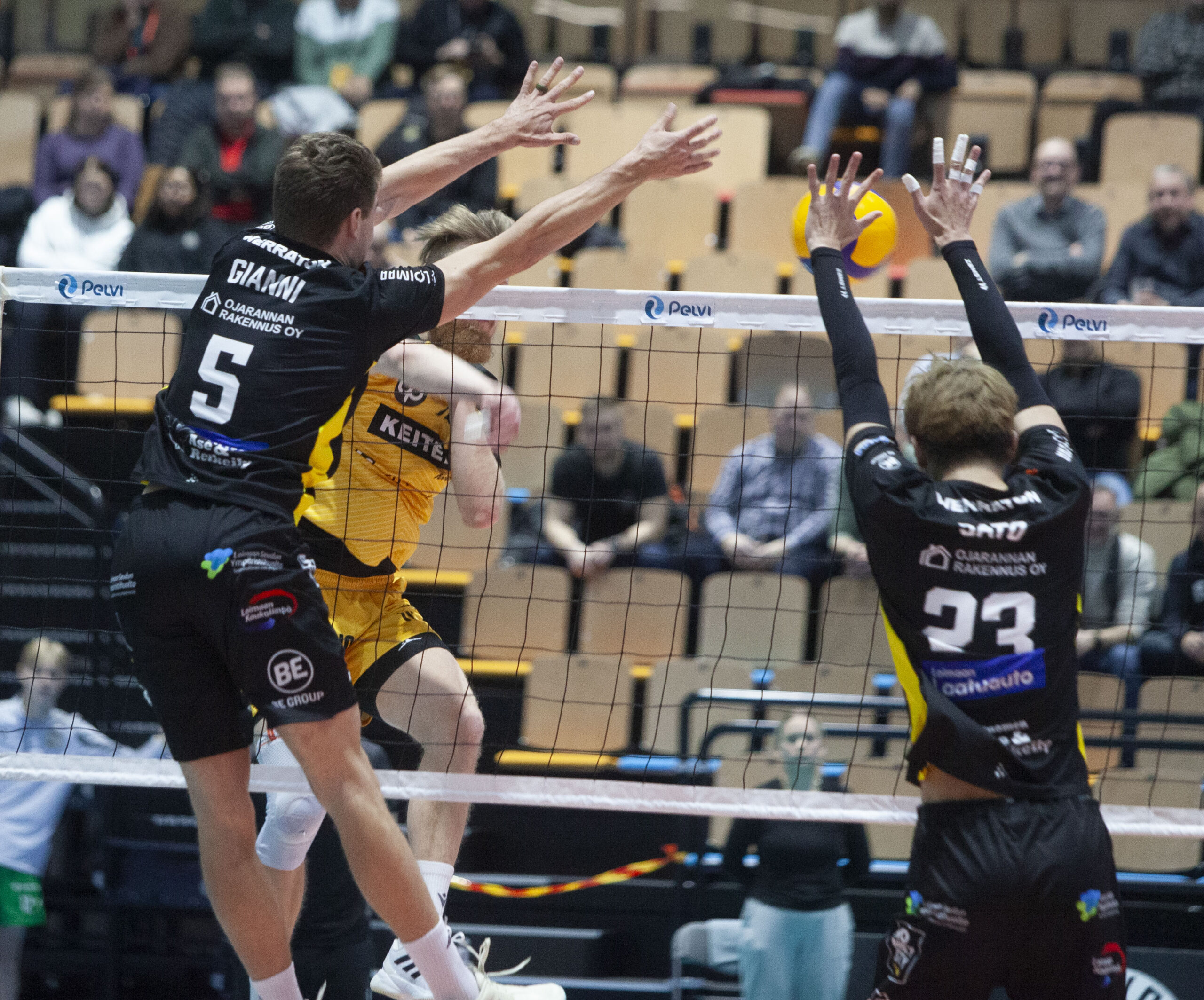 Savo Volley piinasi Hurrikaanin viiteen- Loimun suunta ei vielä kääntynyt paikallisväännössä