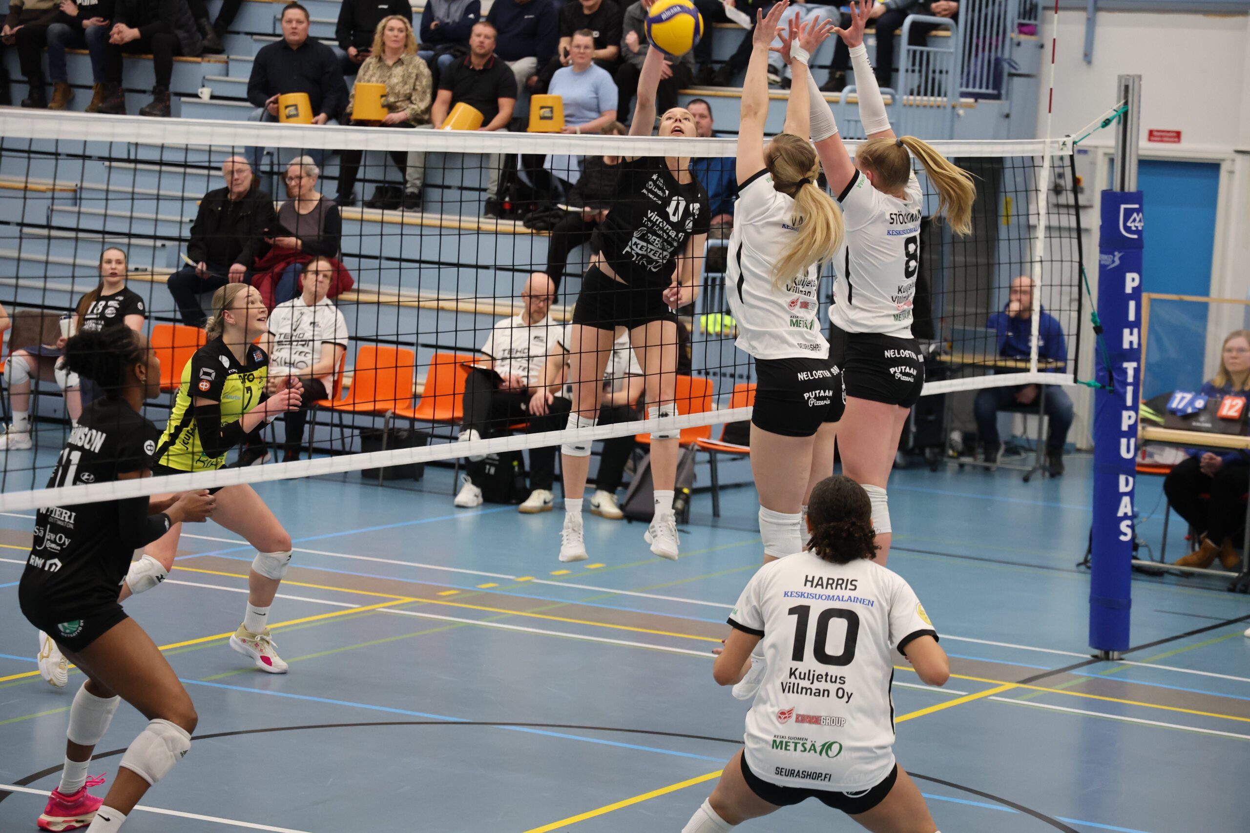 Pölkyn kotiputkelle niukka jatko - JymyVolley karsintoihin