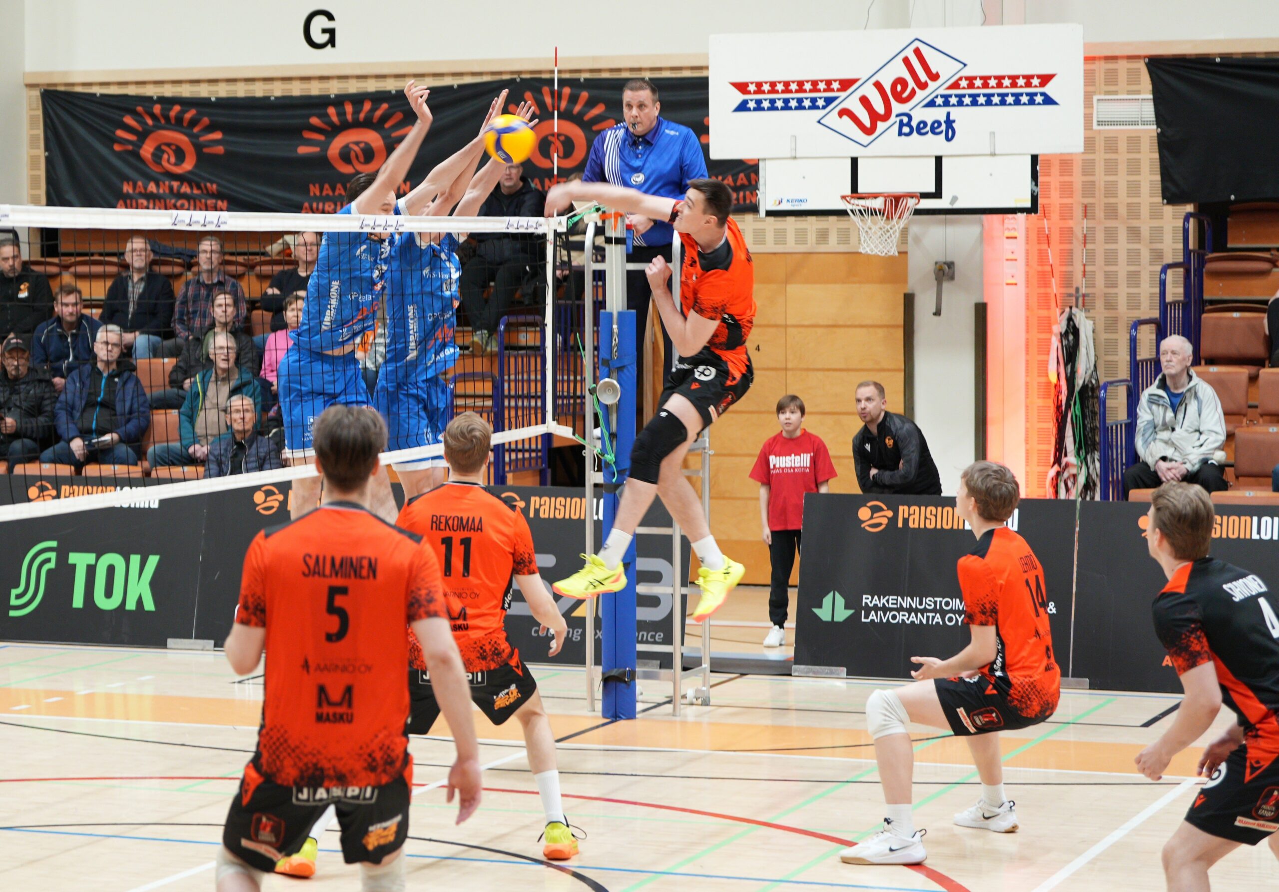 Akaa-Volley runkosarjan voittajaksi - Loimu liigakarsintoihin