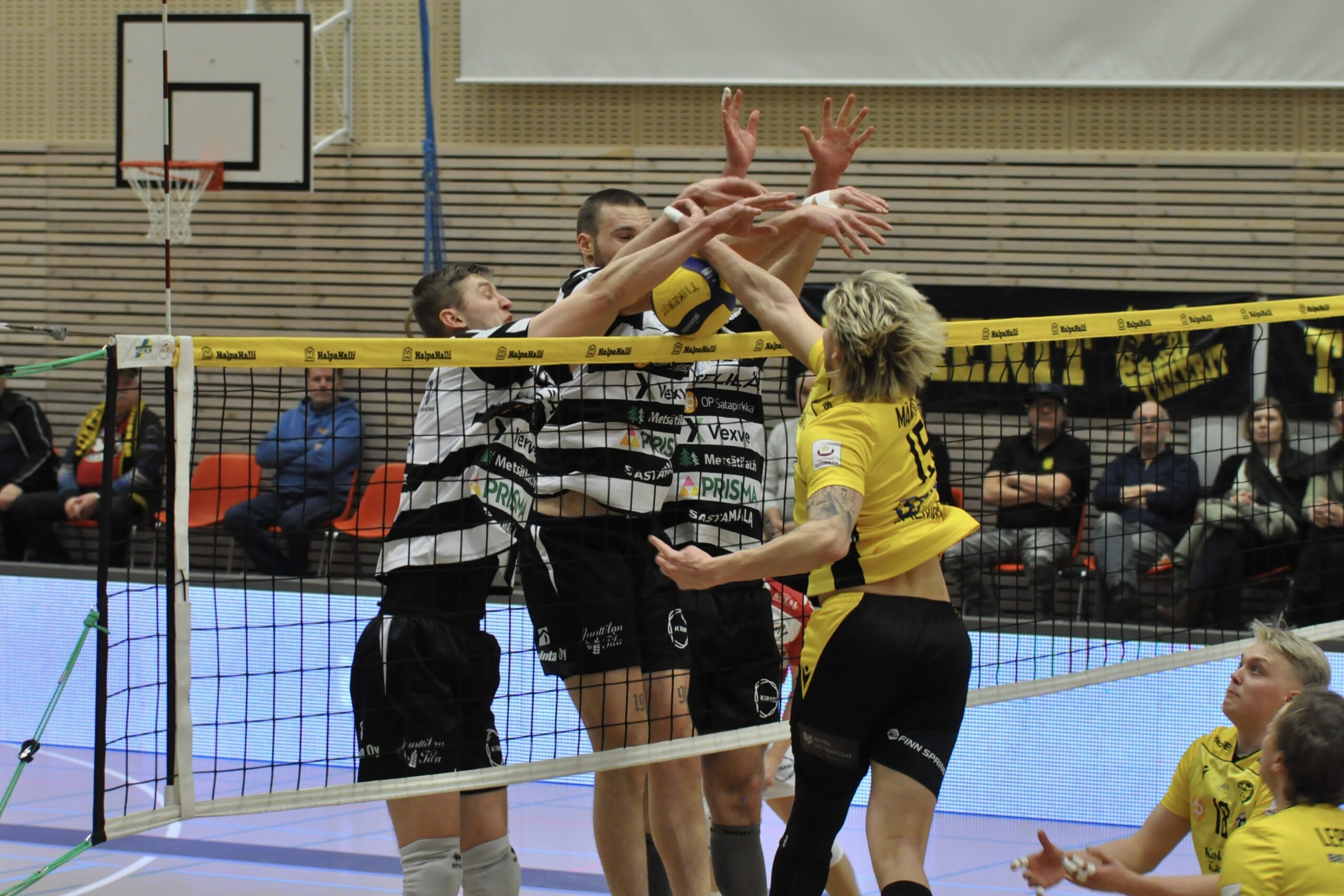 Savo Volley haki pisteet Loimaalta