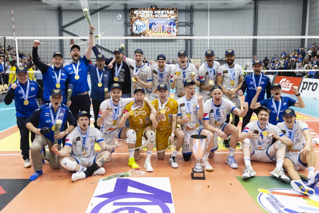 Akaa-Volley miesten lentopallon ensimmäiseen Suomen mestaruuteensa