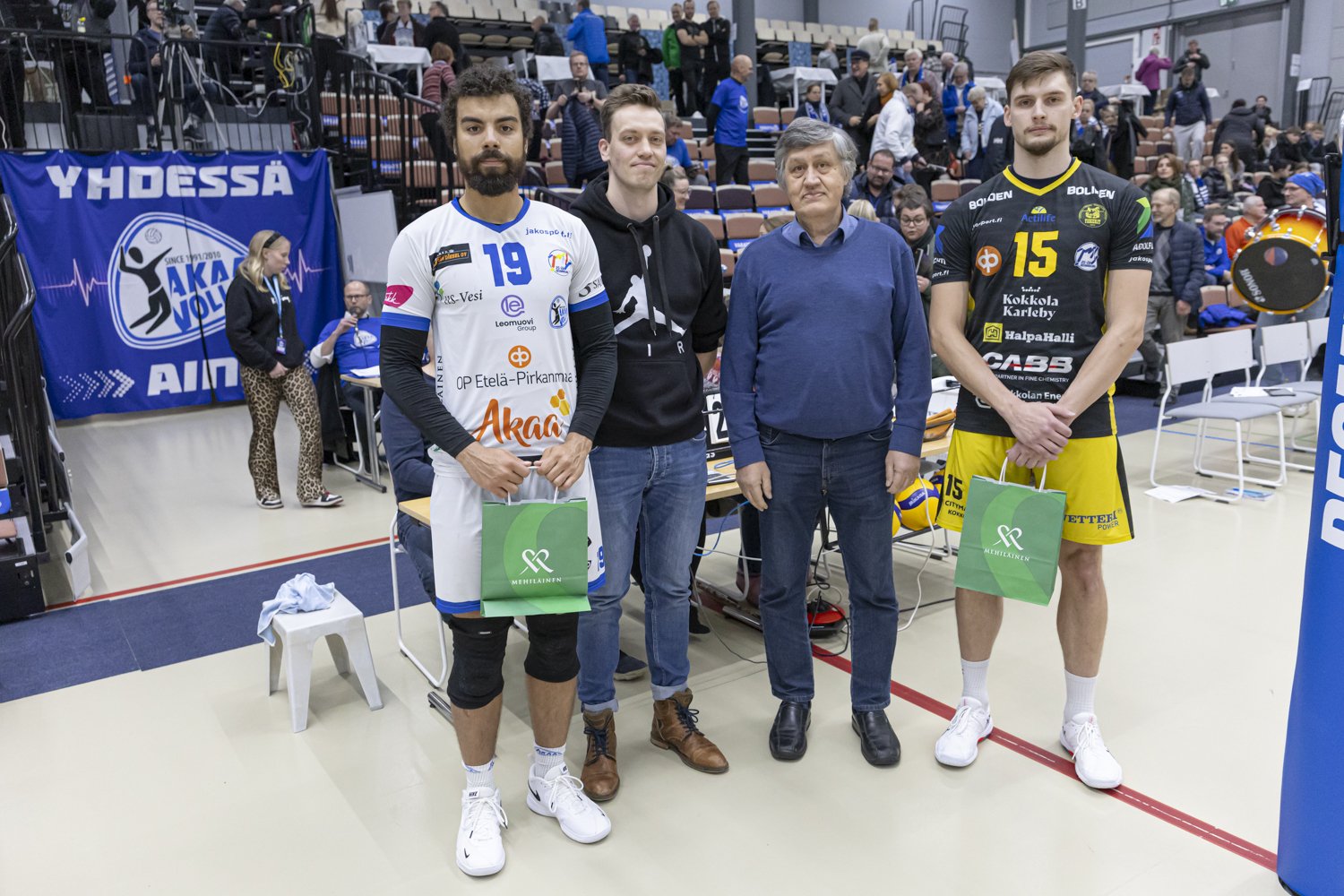 Savo Volley niukkaan voittoon Turussa - Akaa-Volley löi Tiikerit