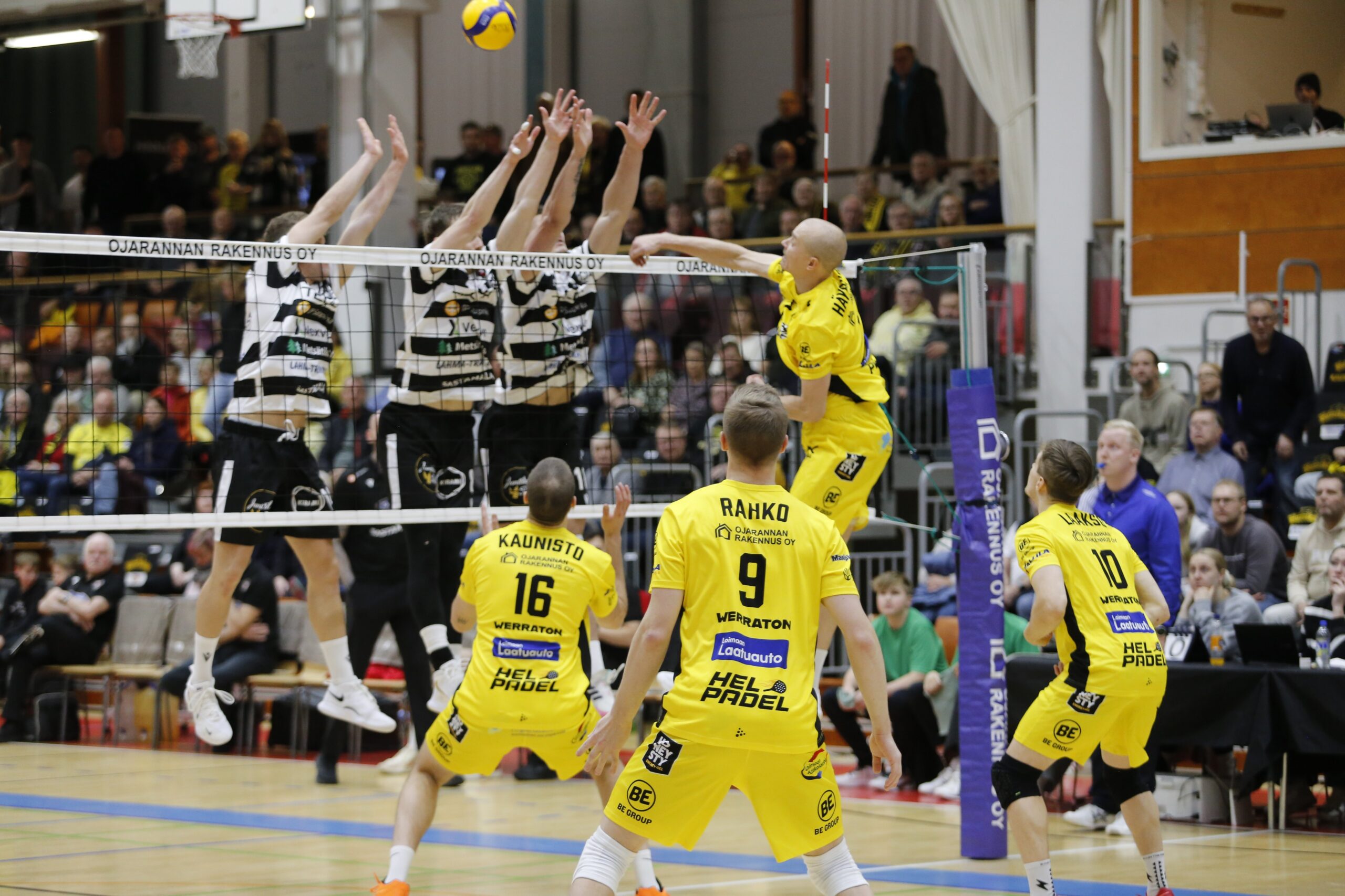 AC Oulu Volley juhli yli tuhannen edessä - Hurrikaani murskaava kotonaan