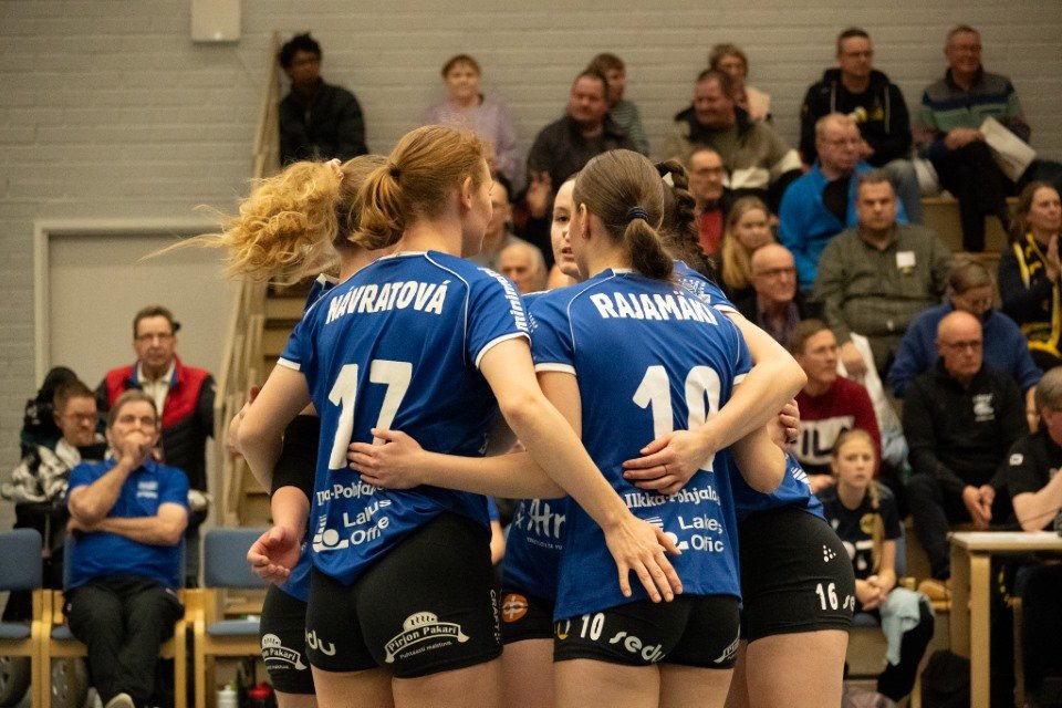 JymyVolley räväytti Puijolle avaustappion