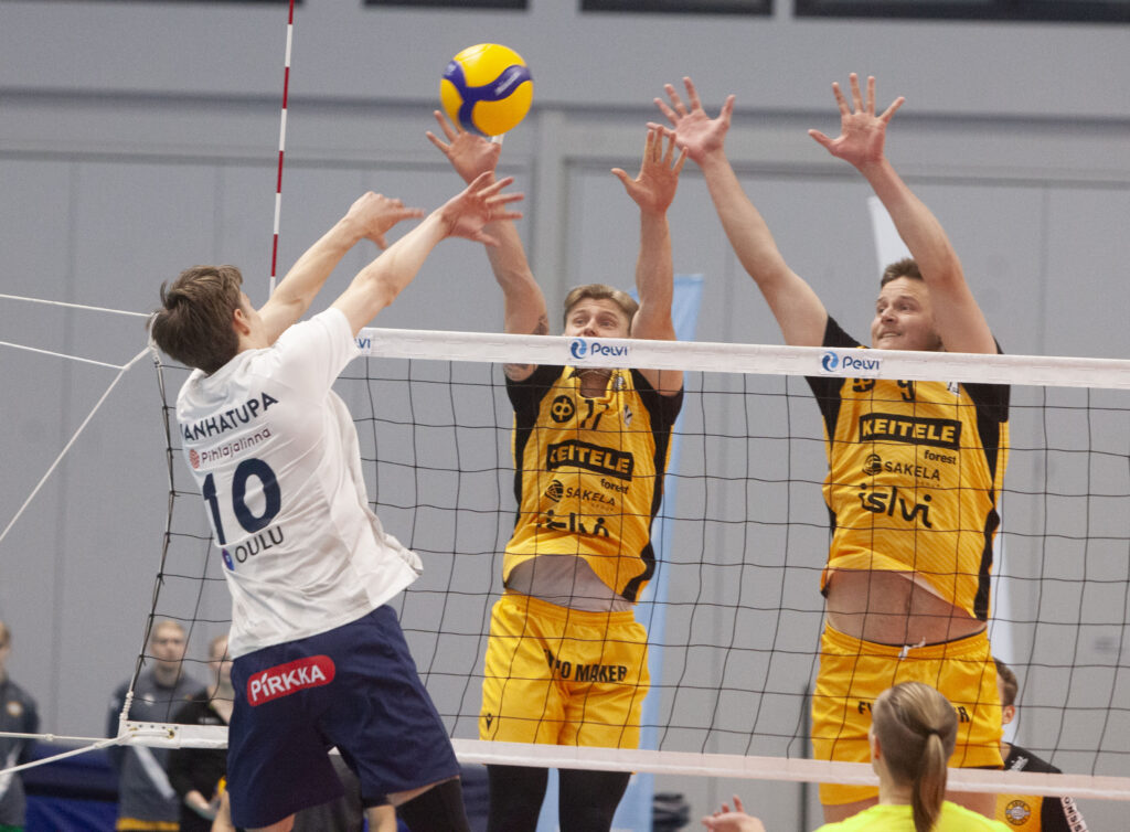 Akaa-Volley ja AC Oulu Volley vierasvoittoihin