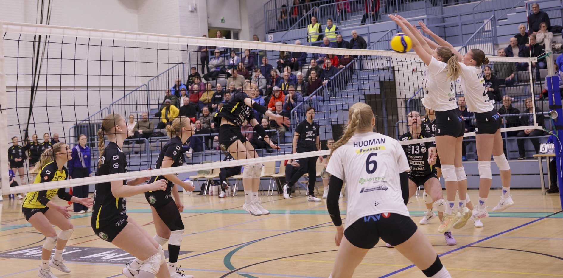 Naisten kärkikaksikko kova - JymyVolley piinasi LP Viestiä Turussa