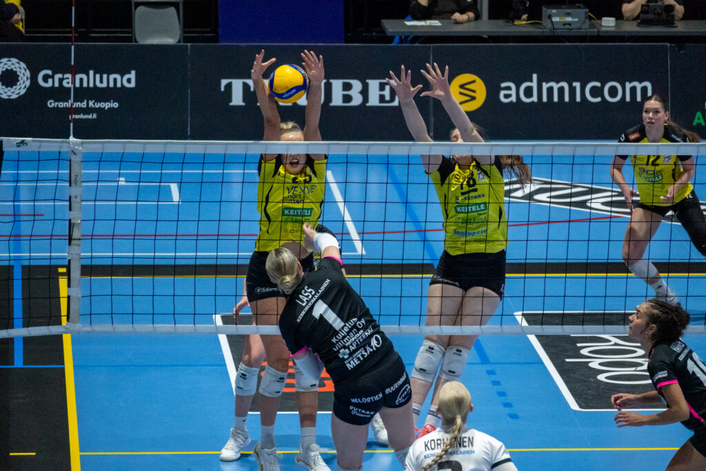 Kärkikaksikko vakuuttaviin tiistaivoittooihin