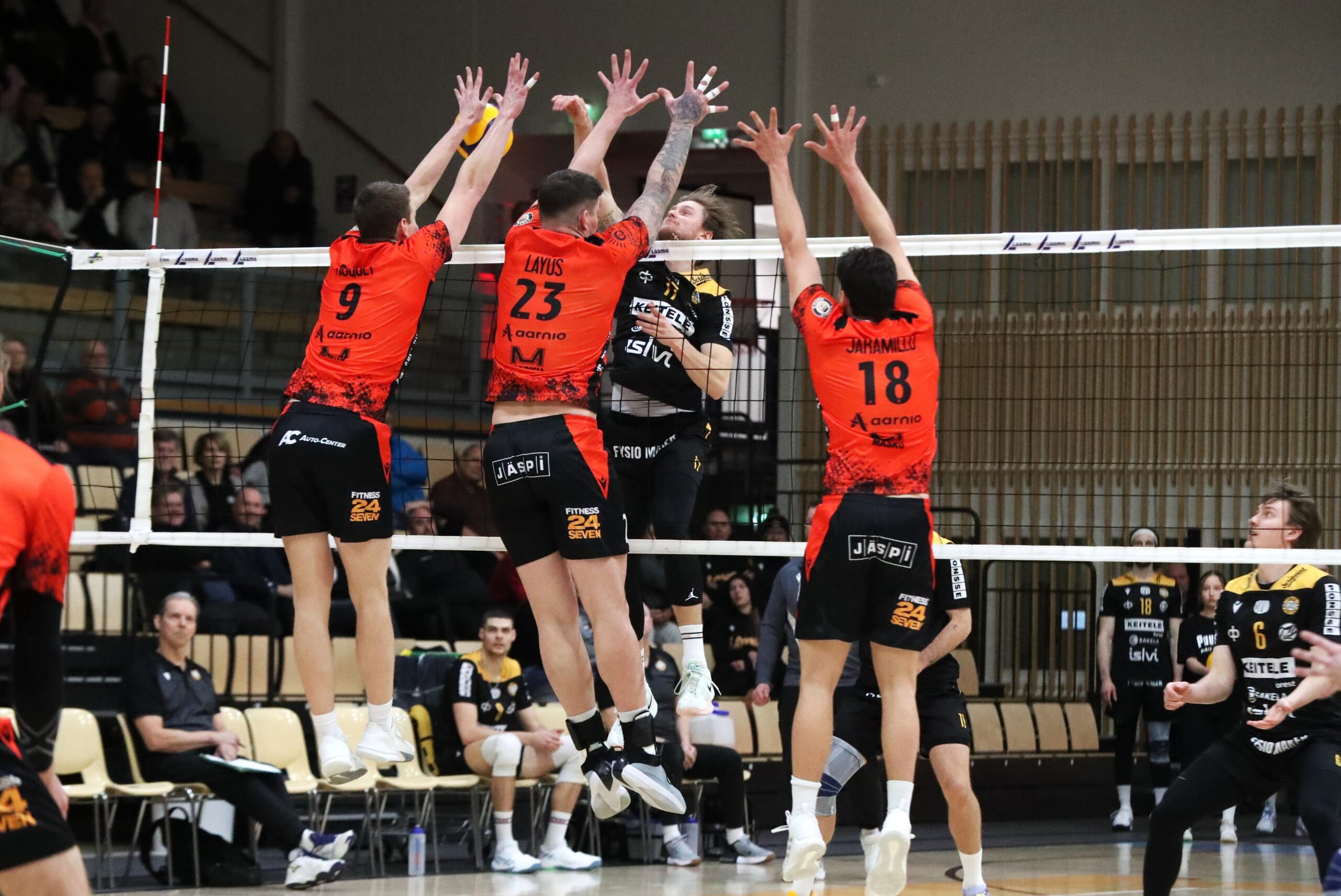 KyKy-Betset mursi VaLePa-kammonsa - Tiikerit, Akaa ja Loimu voittoihin