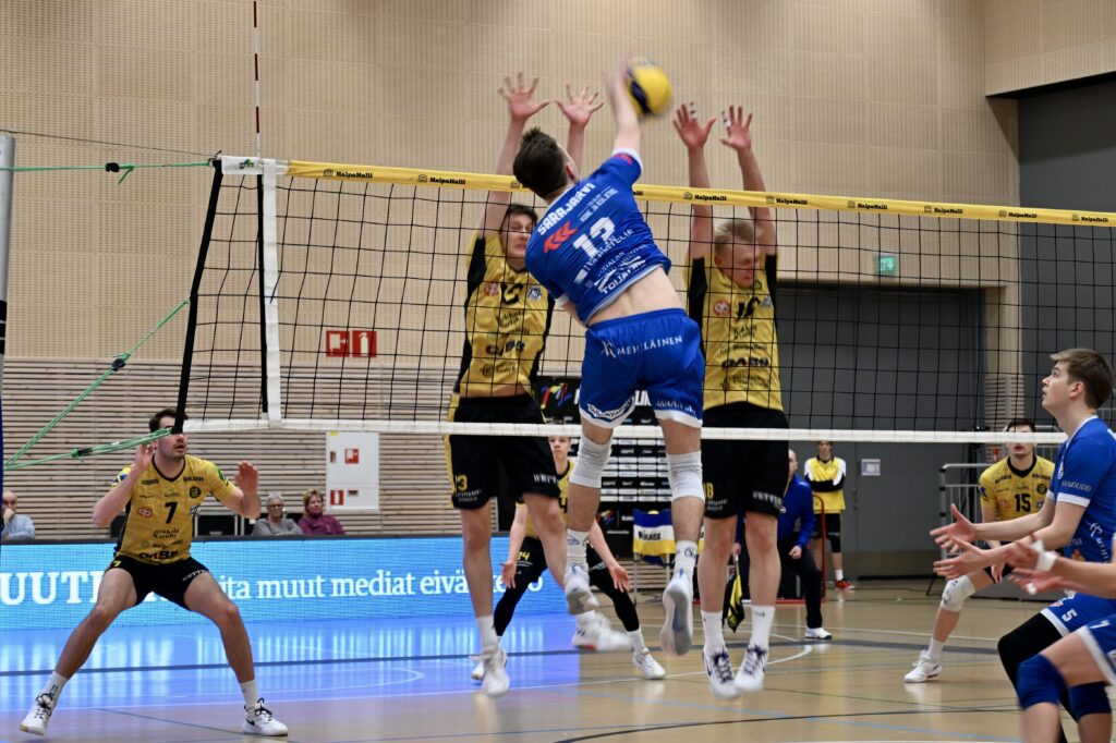 Akaa-Volley neljännen kerran tällä kaudella Tiikereitä parempi
