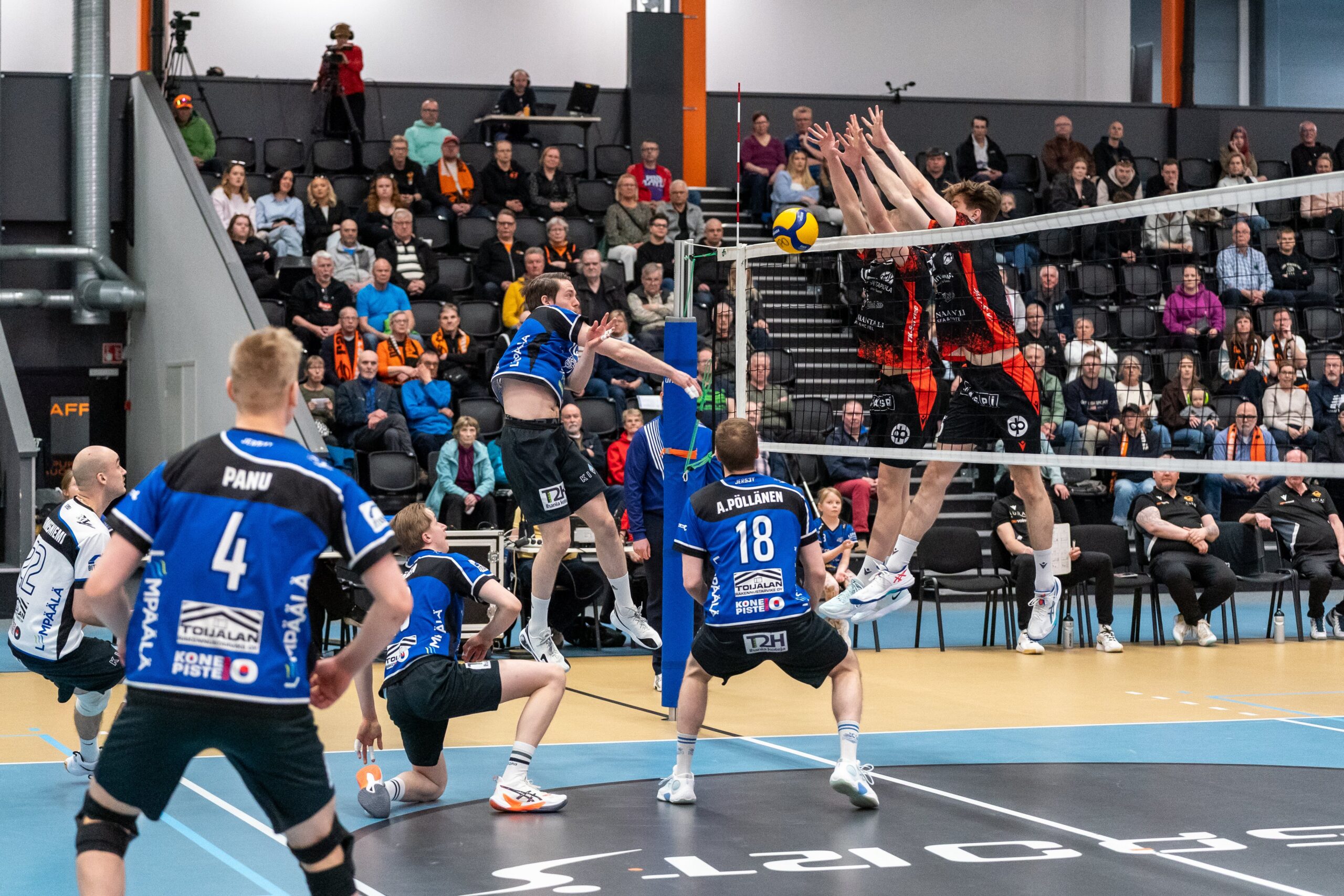 Miesten liigakarsinta viidenteen ja ratkaisevaan otteluun tiistaiksi