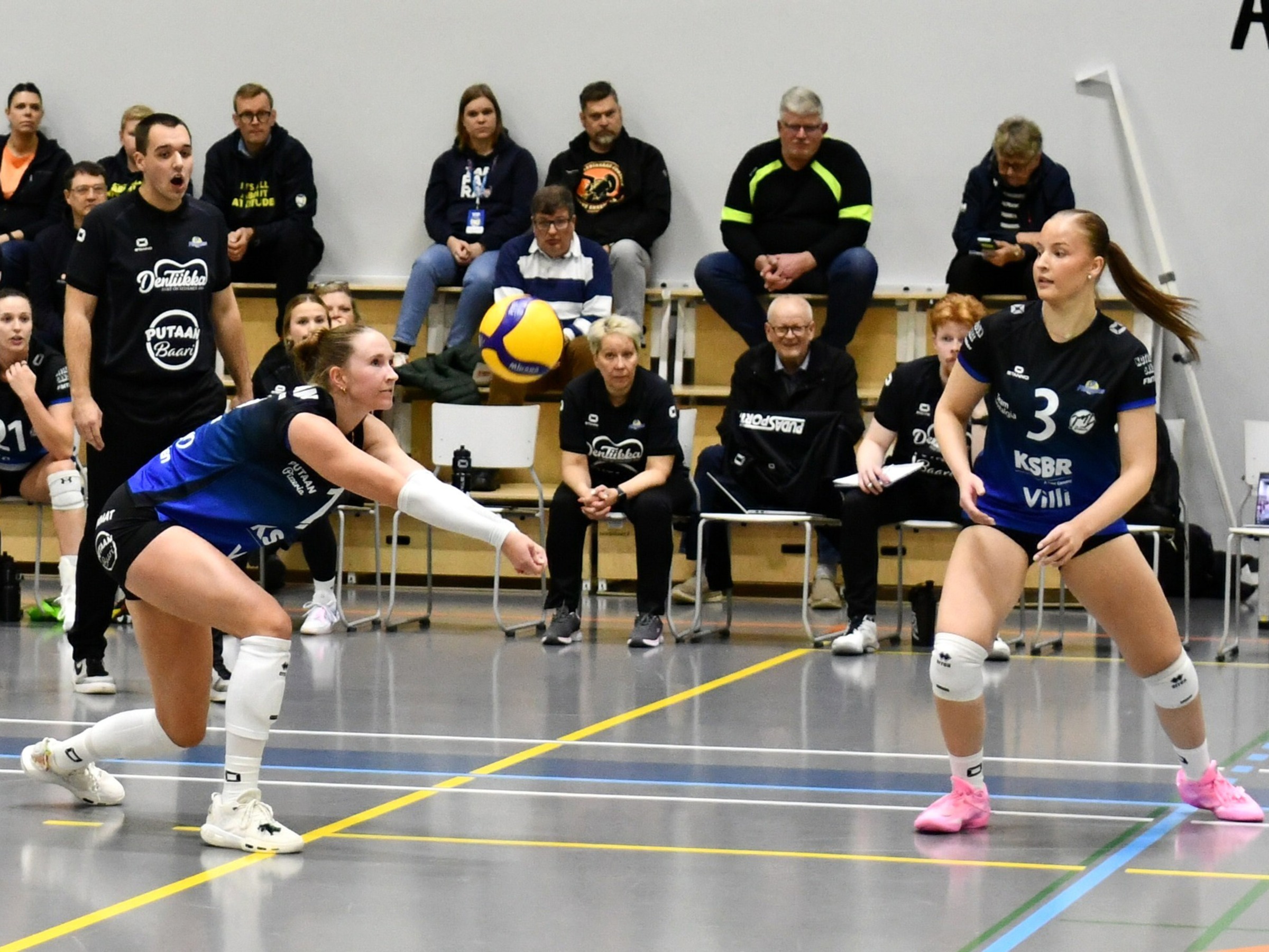 LP Pihtiputaan Hannah Ammerman oli usein LP-Vampulan syöttöjen kohteena. Kuva Antti Kaskinen