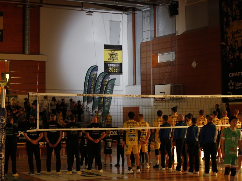 Mestaruusviiri nousee kattoon – Hurrikaani avaa kotikautensa Savo Volleyta vastaan